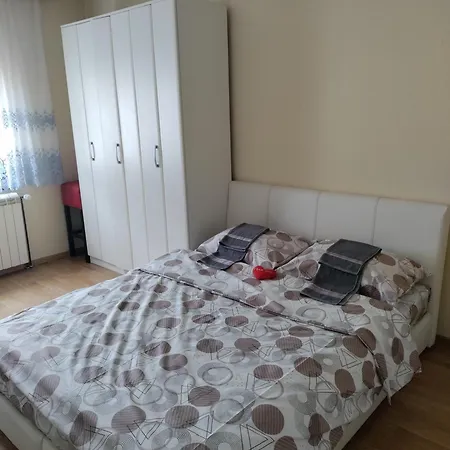 5 Jezera Apartment